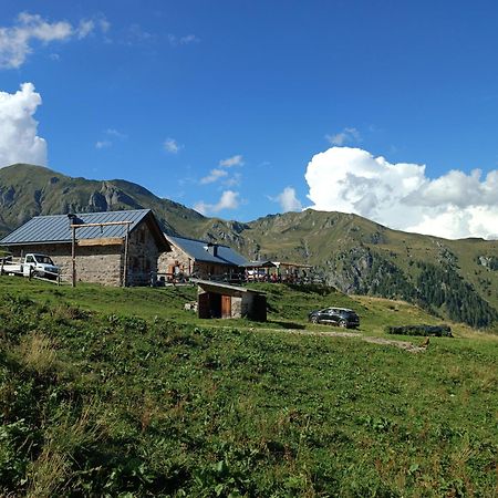 Casa Vacanze Lavanda & Rosmarino Telve Buitenkant foto