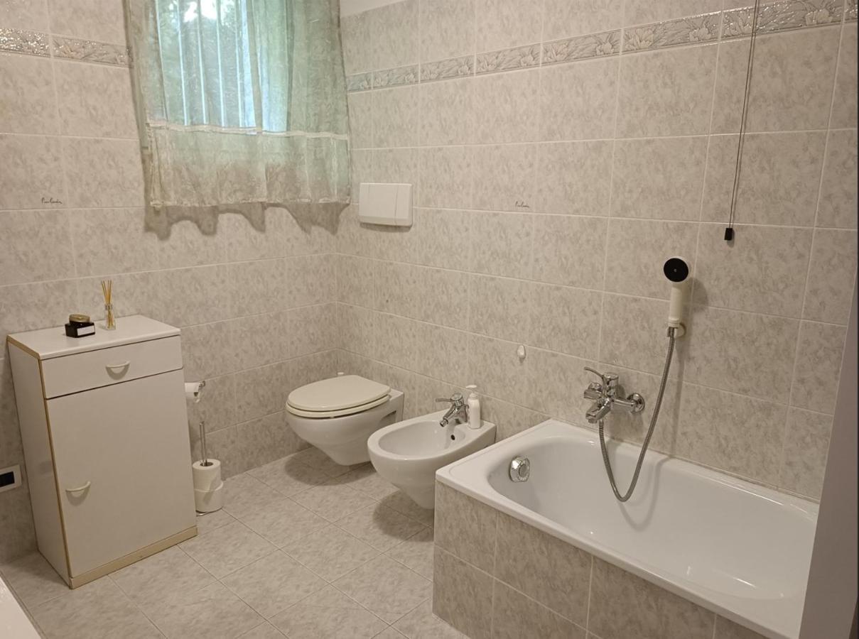 Casa Vacanze Lavanda & Rosmarino Telve Buitenkant foto