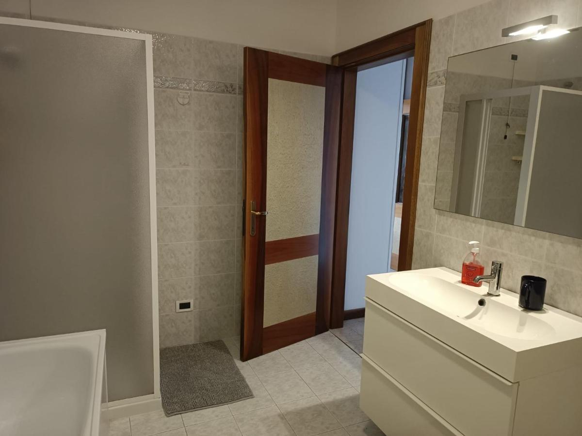 Casa Vacanze Lavanda & Rosmarino Telve Buitenkant foto